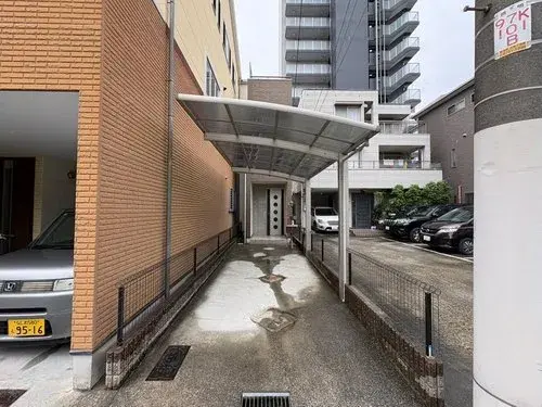 Akiya in Osaka
