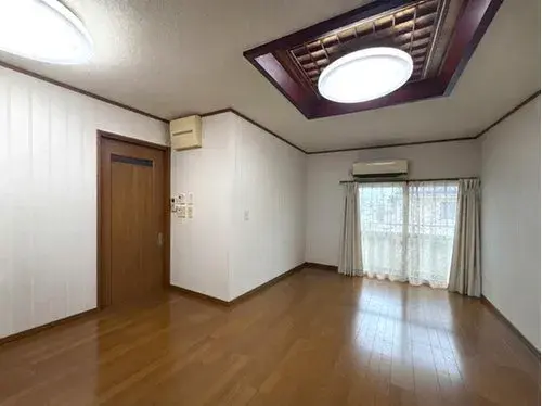 3LDK Neyagawa City Osaka Prefecture (5)