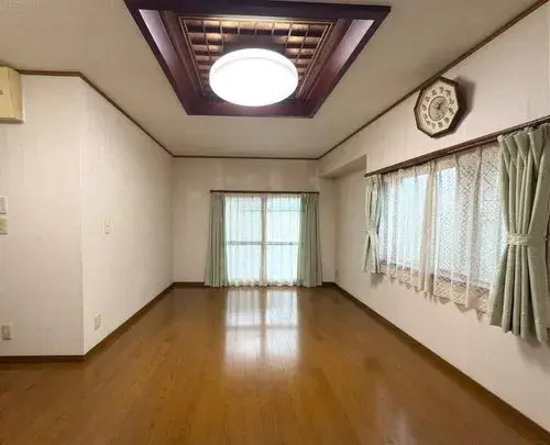 3LDK Neyagawa City Osaka Prefecture (7)