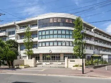 4LDK
市川市
千叶县 (25)