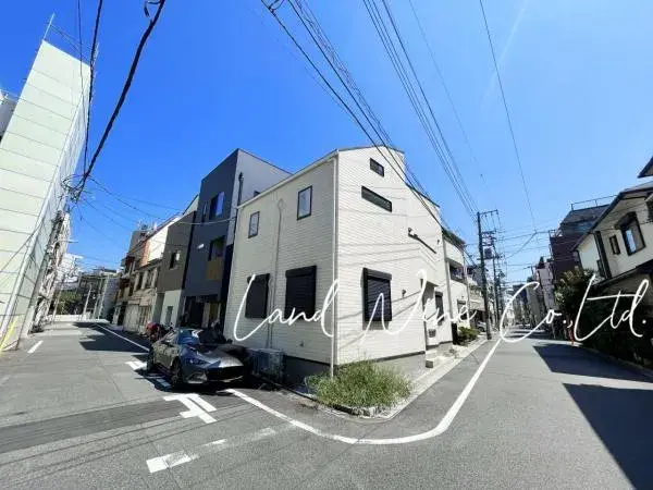Akiya in Tokyo