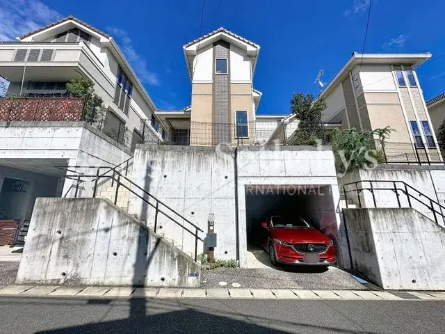 Akiya in Kanagawa