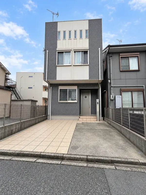 Akiya in 名古屋市