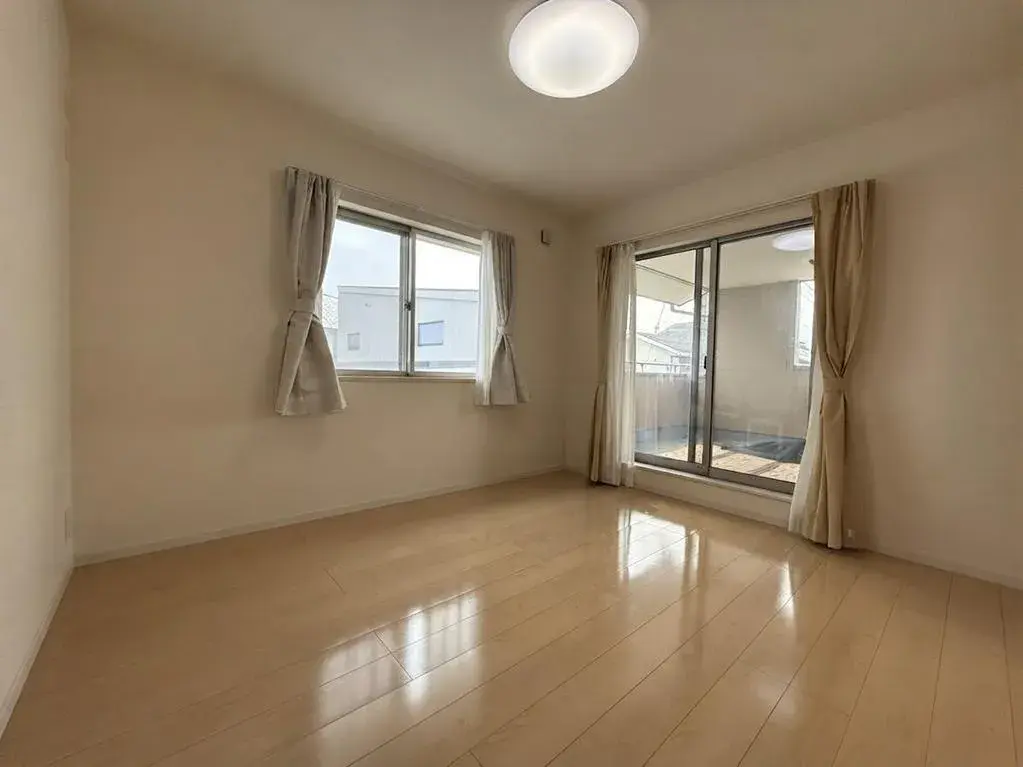 4LDK Property Yokkaichi City Mie Prefecture (11)