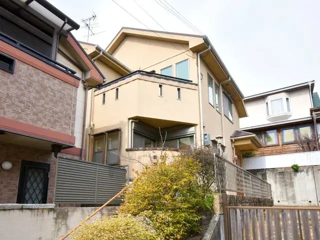 Akiya in Osaka