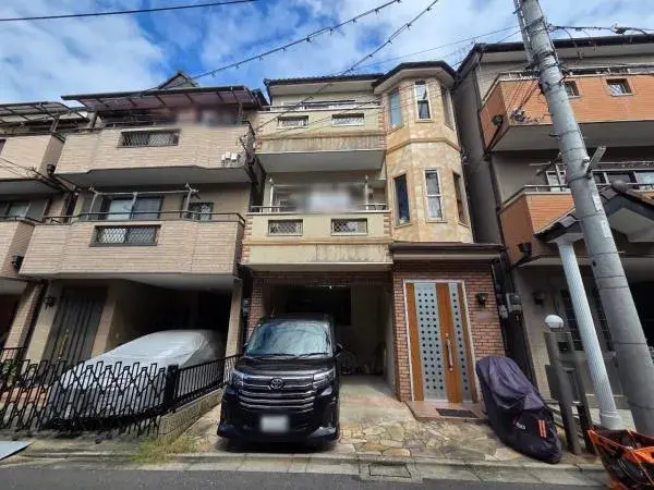 Akiya in Osaka