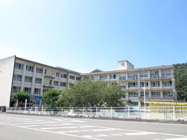 4LDK Matsuyama City Ehime Prefecture (29)
