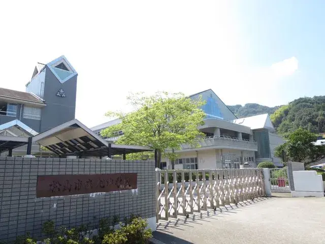 4LDK Matsuyama City Ehime Prefecture (7)