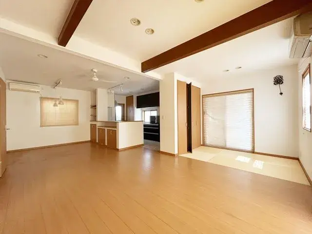 4LDK Matsuyama City Ehime Prefecture (8)