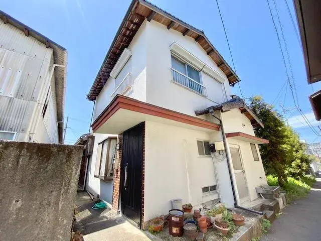 Akiya in 新居浜市