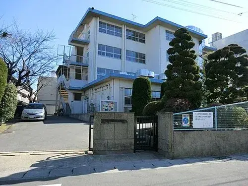 Akiya in 千葉市中央区