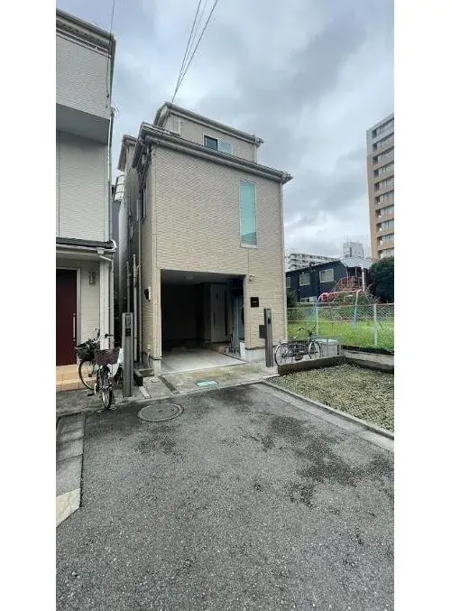 Akiya in Tokyo
