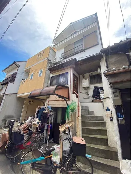 Akiya in Osaka