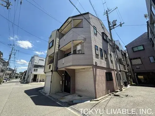 Akiya in Osaka