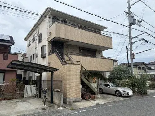 Akiya in Osaka