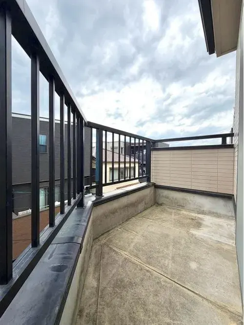 Akiya in Osaka