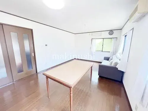 5LDK+2S Property Tomitabayashi City Osaka Prefecture (15)