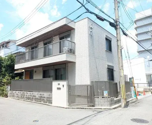Akiya in Osaka