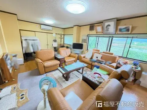 [Propriété de 13 chambres]
Ville de Yamato-Koriyama
Préfecture de Nara (6)