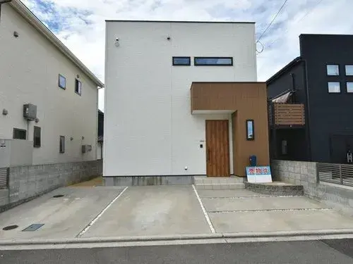 3LDK Matsuyama City Ehime Prefecture (5)