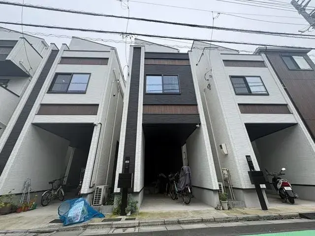 Akiya in Tokyo