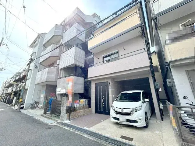 Akiya in Osaka