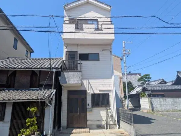 Akiya in Osaka