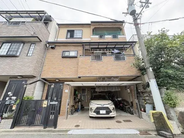 Akiya in Osaka