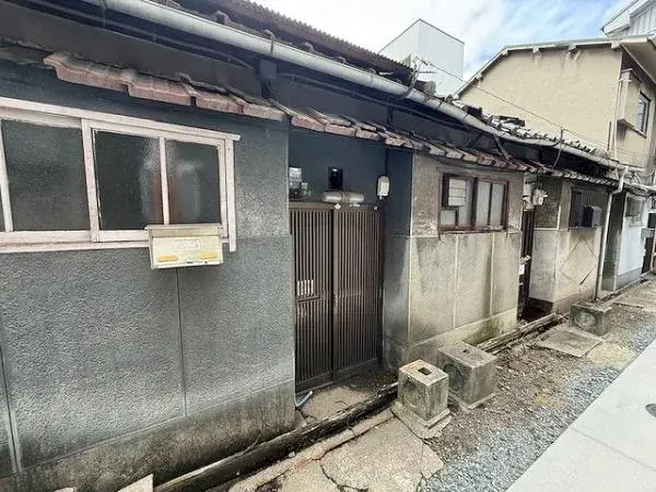 Akiya in Osaka