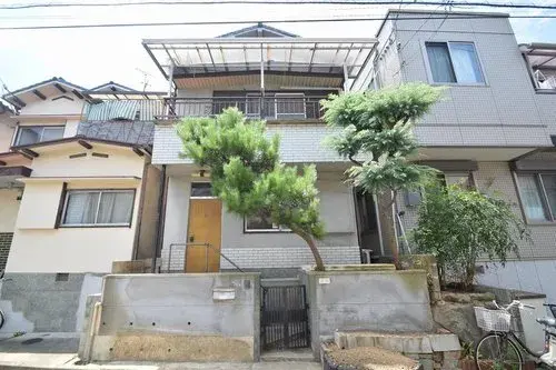 Akiya in Osaka