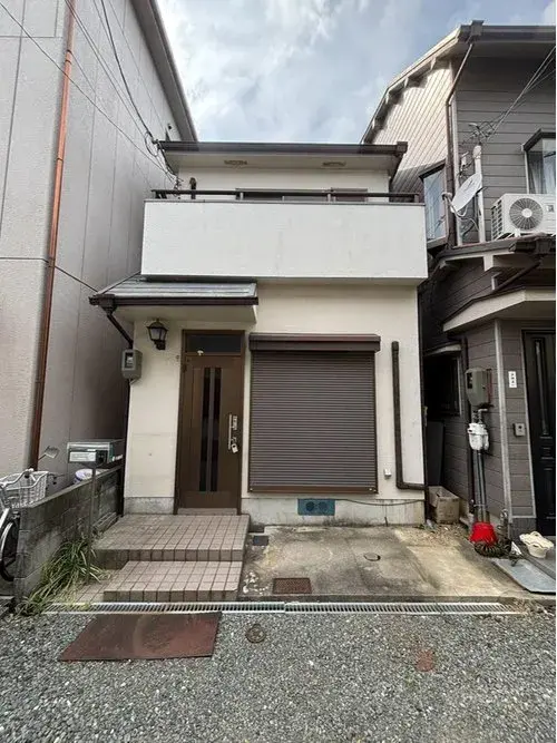 Akiya in Osaka