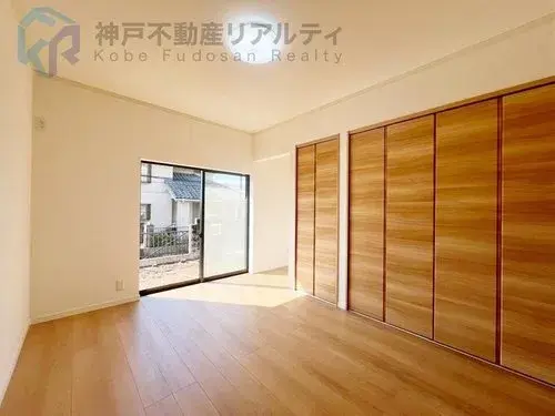4LDK
مدينة كوبي
محافظة هيوغو (15)
