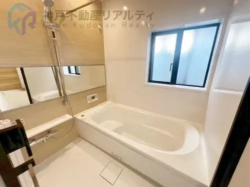 4LDK
مدينة كوبي
محافظة هيوغو (21)
