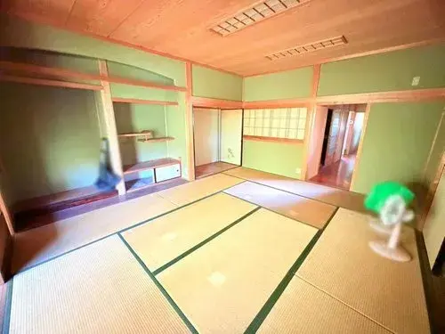 6LDK+S Flat House Nara City Nara Prefecture (11)