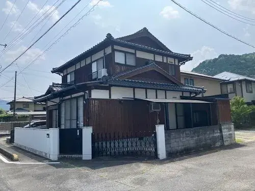 4LDK+S Property Iwakuni City Yamaguchi Prefecture (2)