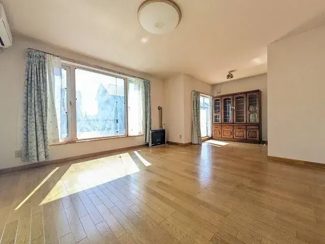 4LDK Property Tobetsu-cho Hokkaido (3)