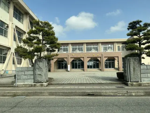 4LDK
福井市
福井县 (29)