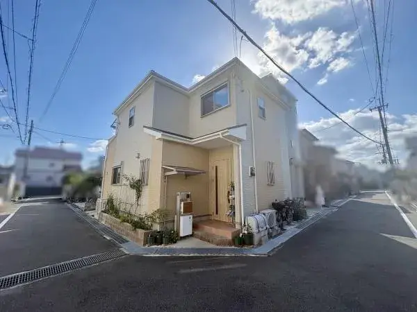 Akiya in Osaka
