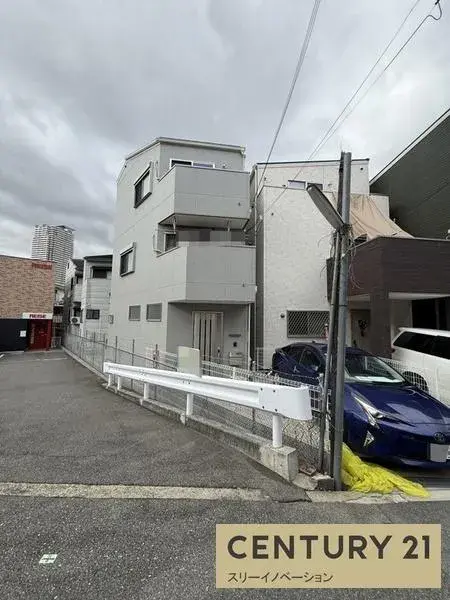Akiya in Osaka