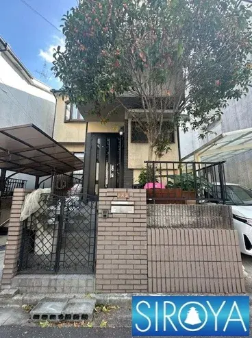 Akiya in Osaka