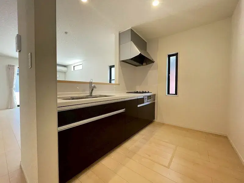 4LDK
مدينة كيتاكيوشو
حي ياهاتانيشي
محافظة فوكوكا (16)