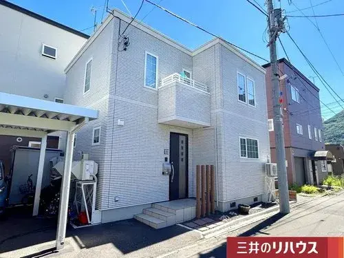 Akiya in 札幌市西区