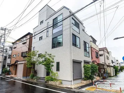 Akiya in Tokyo