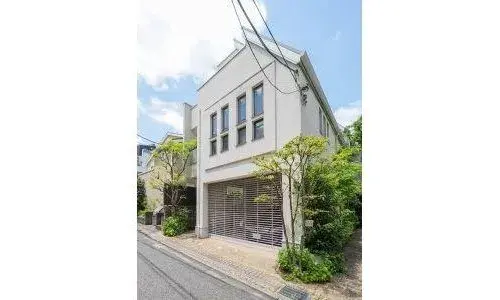 Akiya in Tokyo