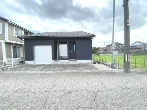 4LDK物件 高岡市 富山県 (2)