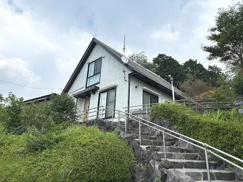 Akiya in شيزوكا