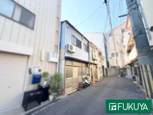 Akiya in Osaka