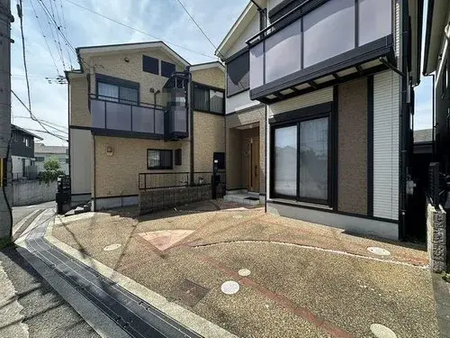 Akiya in Osaka