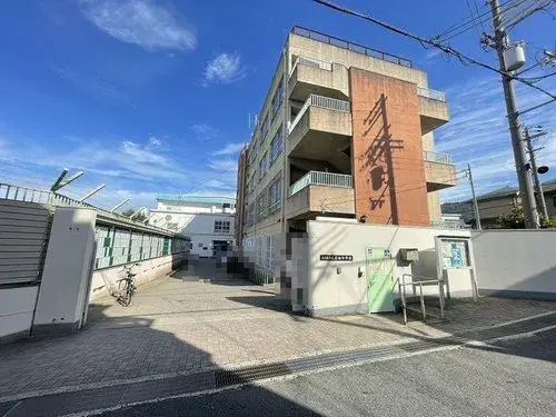 4LDK Property Higashi-Osaka City Osaka Prefecture (5)