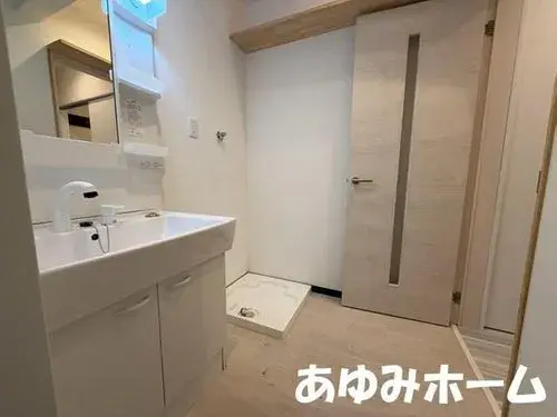 4LDK Property Neyagawa City Osaka Prefecture (17)